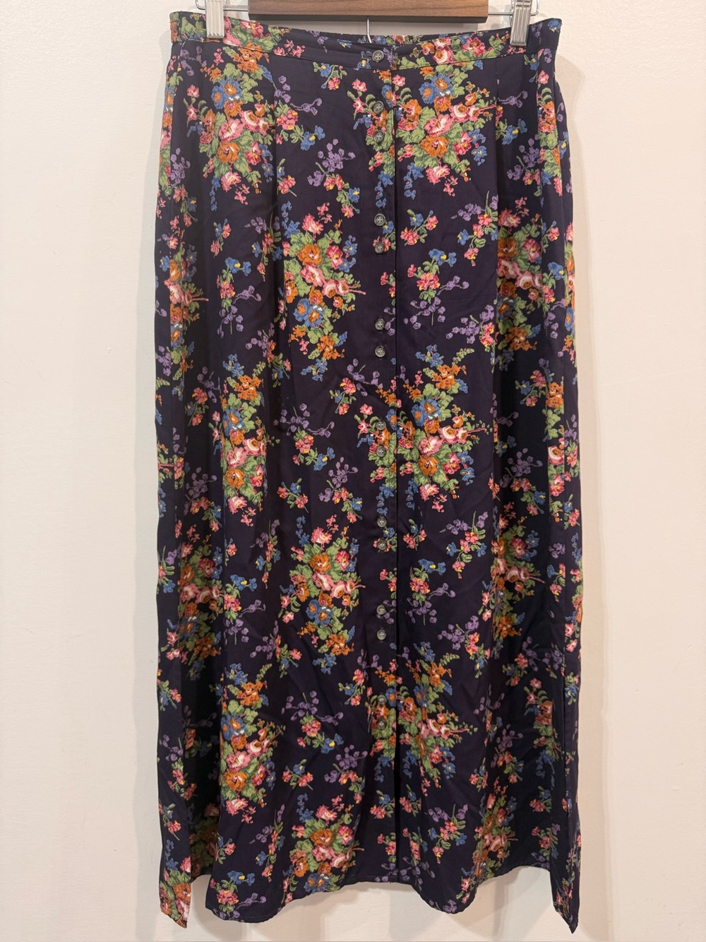 Crazy Horse Dark Purple Vintage Spring Button-Front Floral Maxi Skirt Size L
